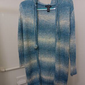 Great Escapes cloudlike long sweater with hood, Small/Medium
